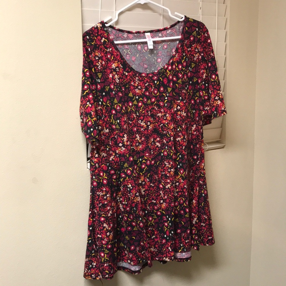 Lularoe 2x perfect t